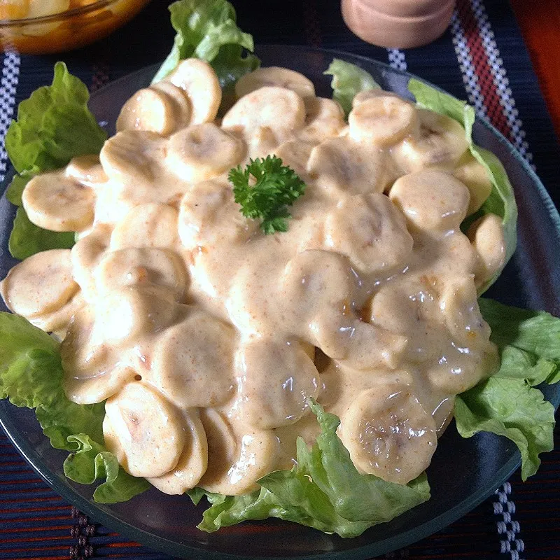 curried-banana-salad-recipe-featured-image
