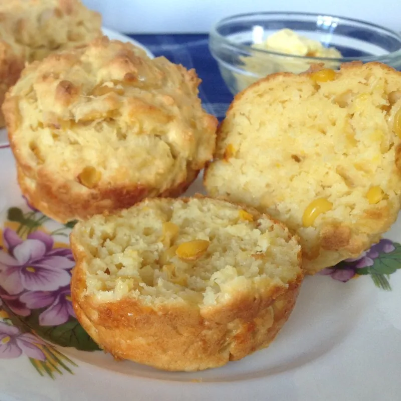 sweetcorn-muffins-recipe-featured-image