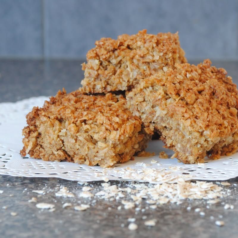 oat-crunchy-slice-featured-image